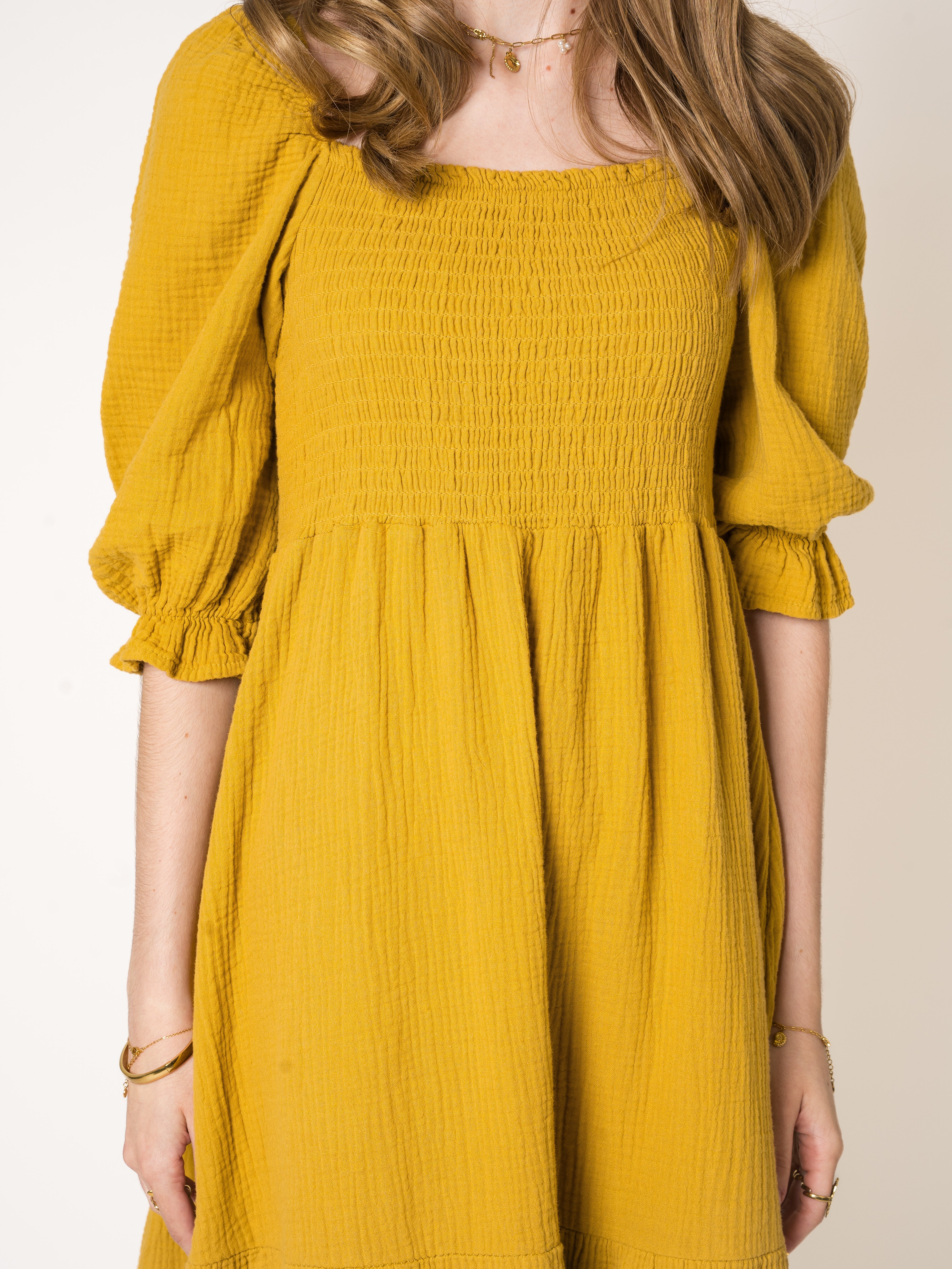 Honey | Texturiertes gestuftes Midikleid