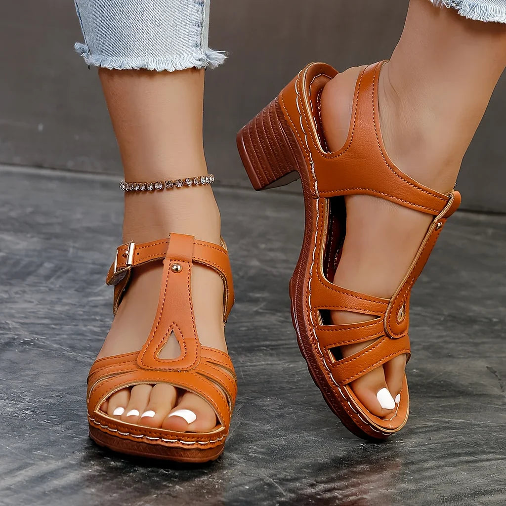 Lotus | Damen Sandalen mit Blockabsatz und Cut-Outs