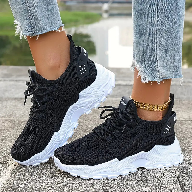 June | Bequeme Turnschuhe für Frauen