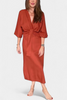 Ayla | lässiges Freizeitkleid, V-Ausschnitt und Knopfleiste.