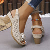Giona | Schicke florale Keilsandalen