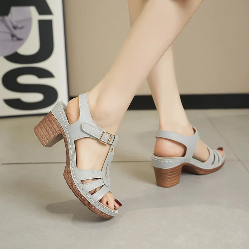 Lotus | Damen Sandalen mit Blockabsatz und Cut-Outs