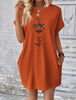 Hadlee | bequemes T-Shirt-Kleid mit auffälligem Monogramm und Fledermausflügeln