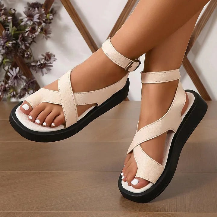 Haisley | trendige Gladiatorensandalen mit dicken Riemen