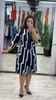 Lia™ | Stilvolles Kleid mit auffälligem geometrischem Muster
