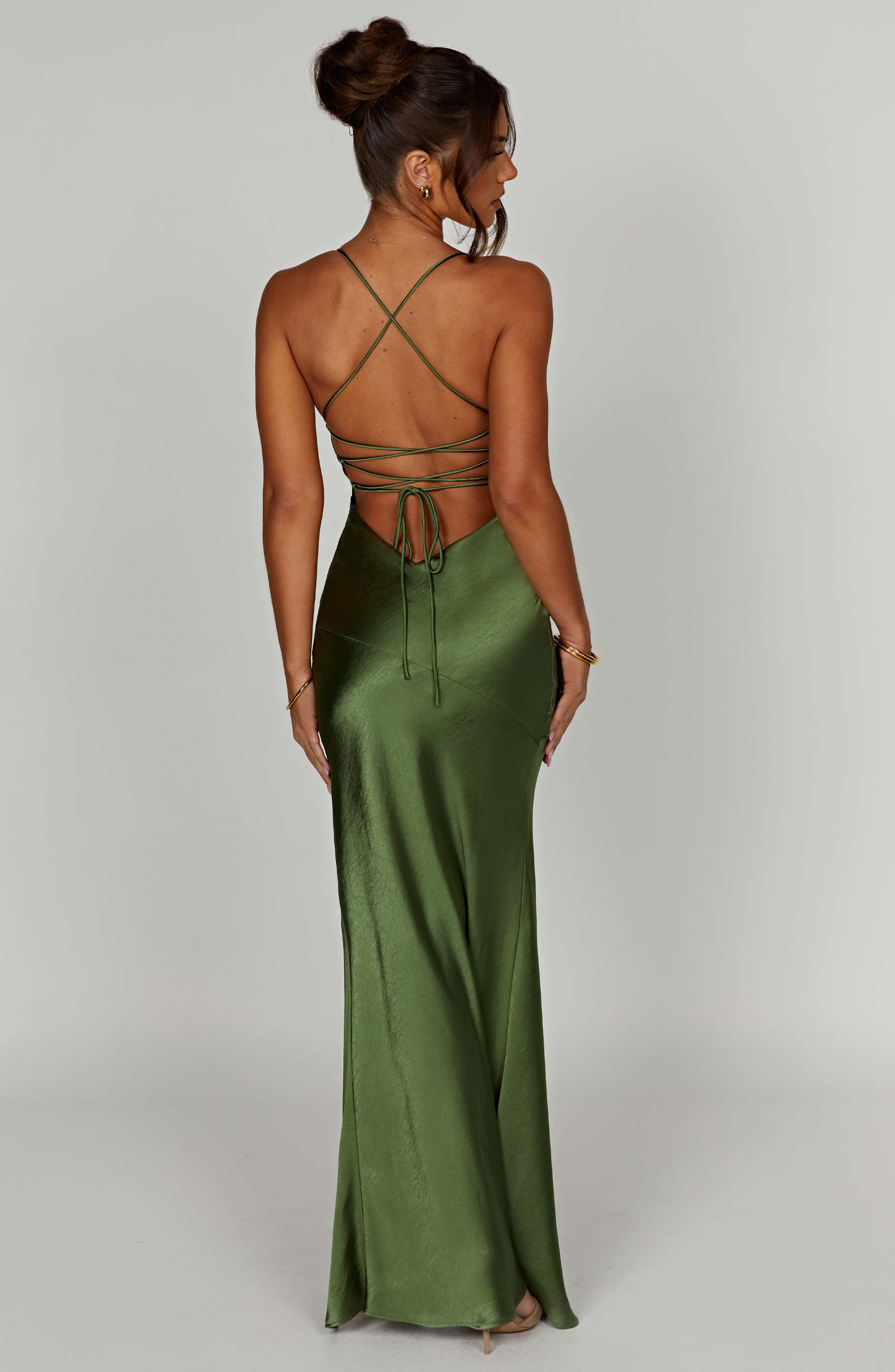 Jocelyn | Elegantes seidiges Satin Maxikleid