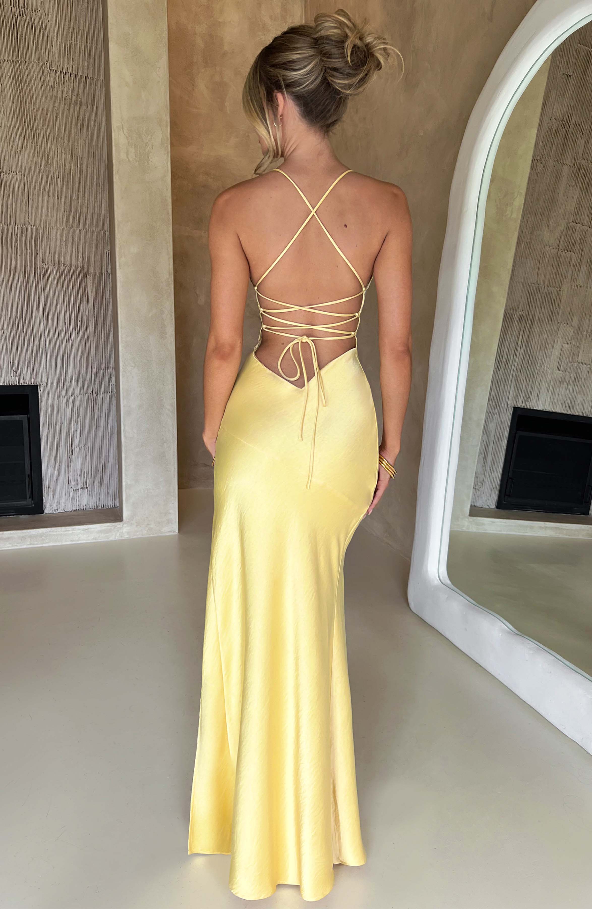 Jocelyn | Elegantes seidiges Satin Maxikleid