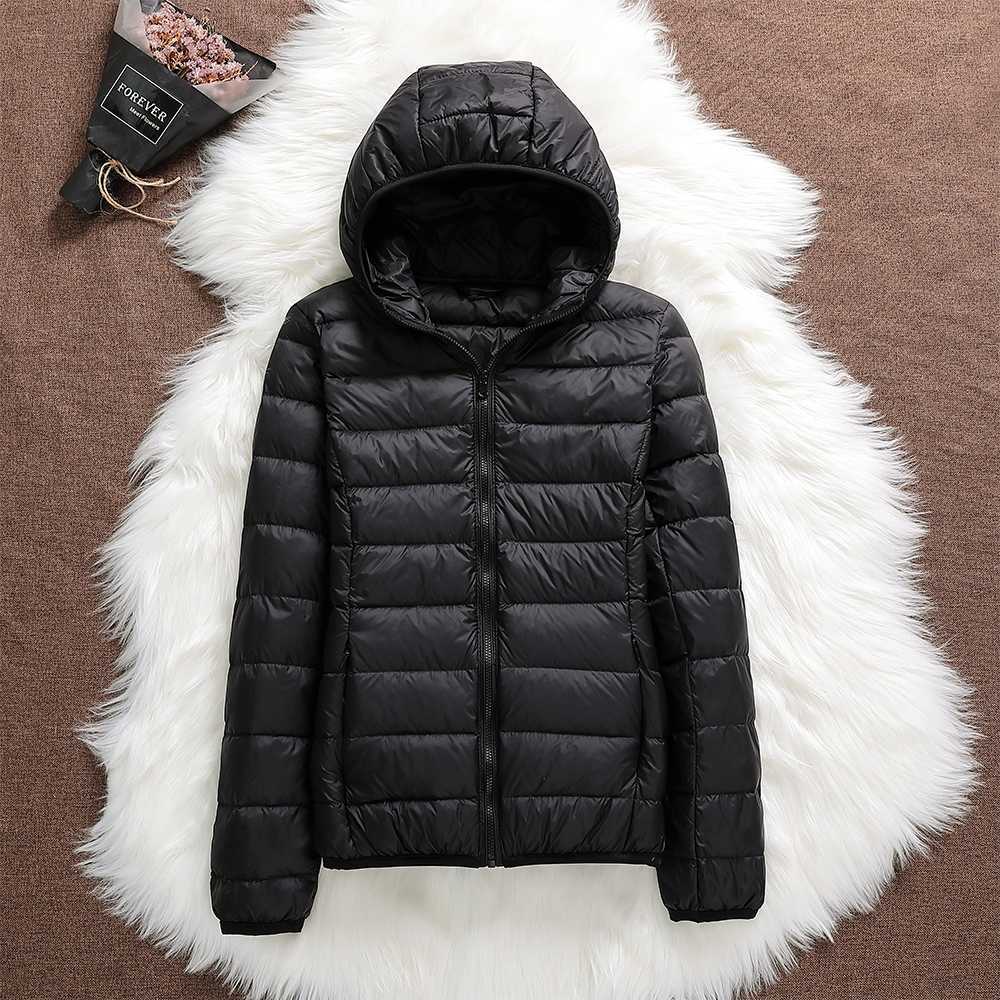 NordicBreeze™ - Wetterfeste Daunenjacke - Damenjacke - Schwarz / S