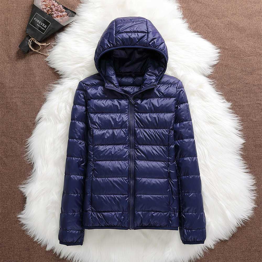 NordicBreeze™ - Wetterfeste Daunenjacke - Damenjacke - Marine Blau / S