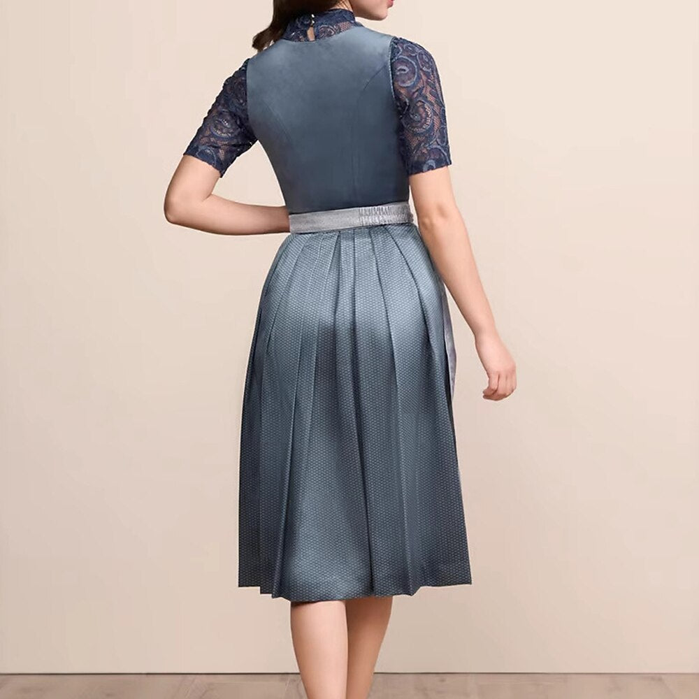 Oktoberfest Dirndl Dress with Apron