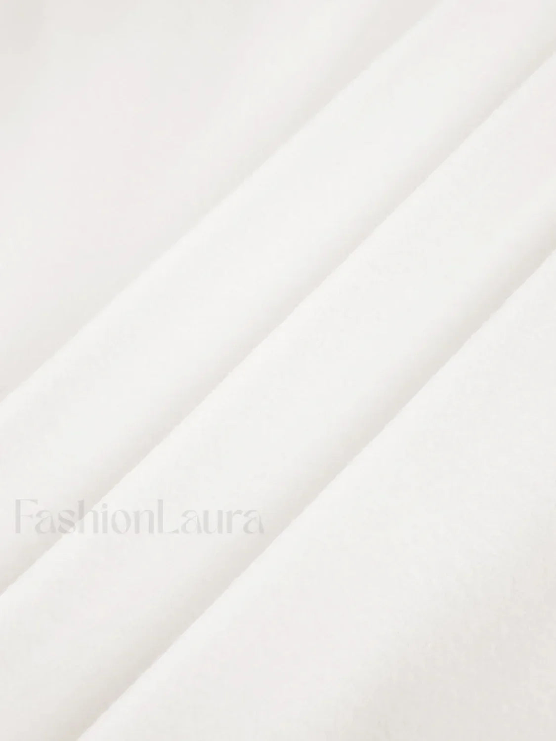 Claiza | Zeitloser Wickelmantel mit Ballonärmeln