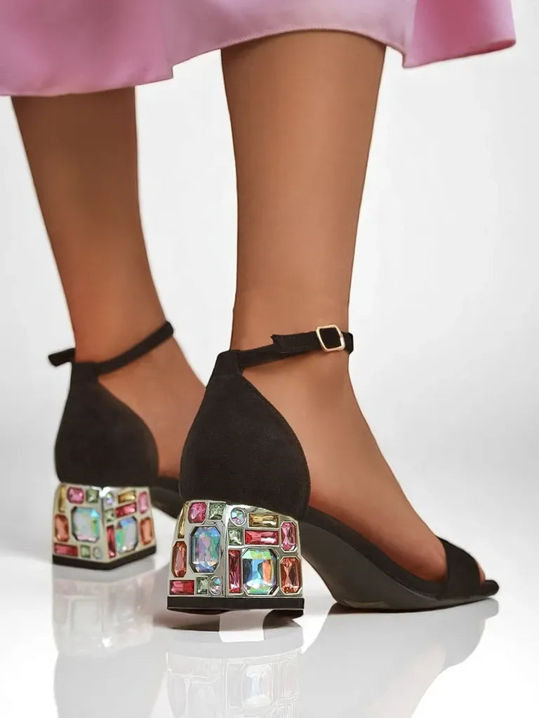 Annika | femininen Sandalen mit auffälligem Ballou-Absatz