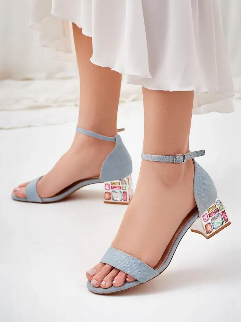 Annika | femininen Sandalen mit auffälligem Ballou-Absatz