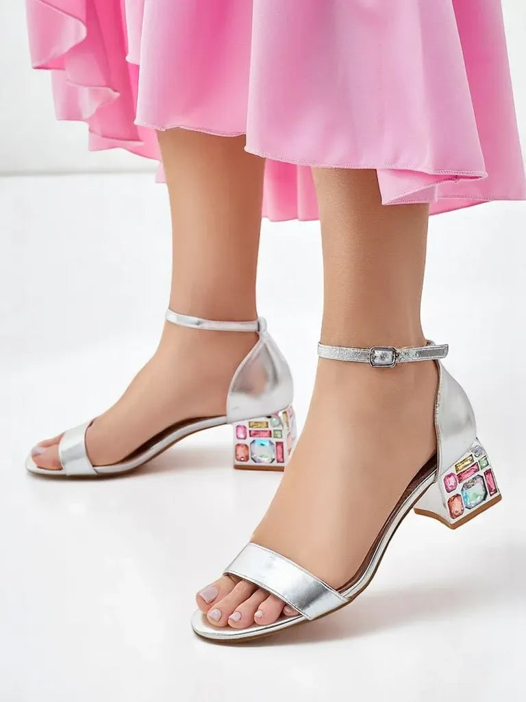 Annika | femininen Sandalen mit auffälligem Ballou-Absatz
