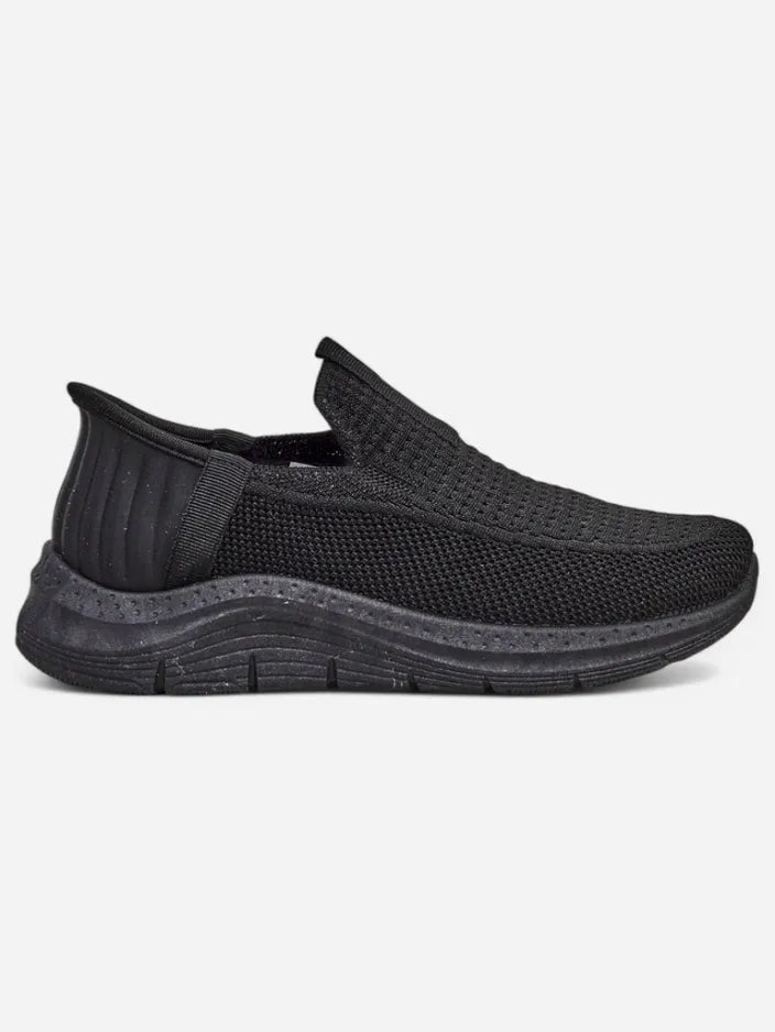 Akira | leichte Slip-on-Sportschuhe für Damen