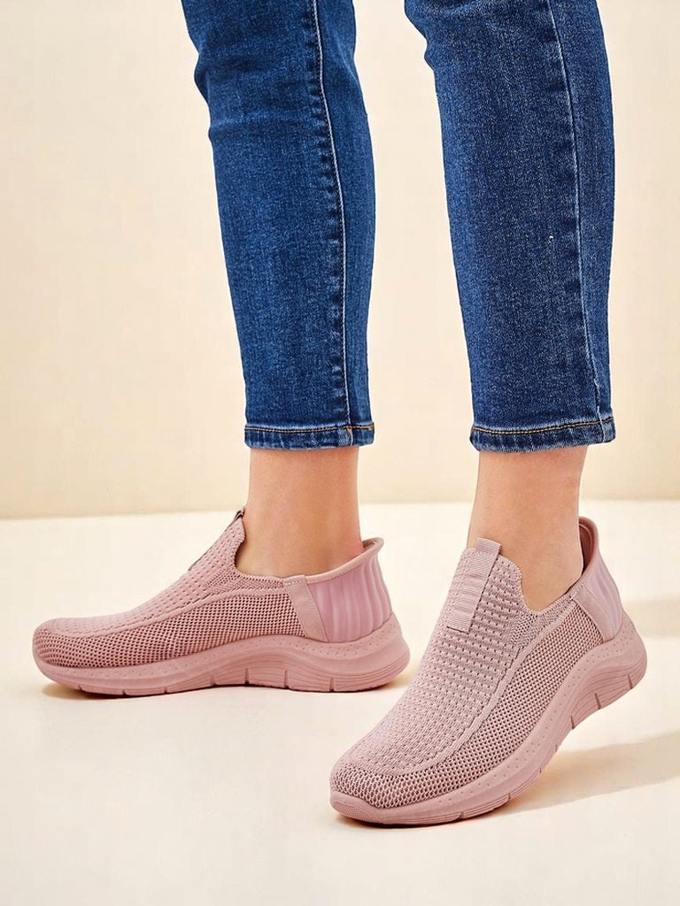 Akira | leichte Slip-on-Sportschuhe für Damen