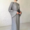 Adelheid | Zeitloses und schmeichelndes Kleid mit ausgestellten Ärmeln