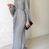 Adelheid | Zeitloses und schmeichelndes Kleid mit ausgestellten Ärmeln