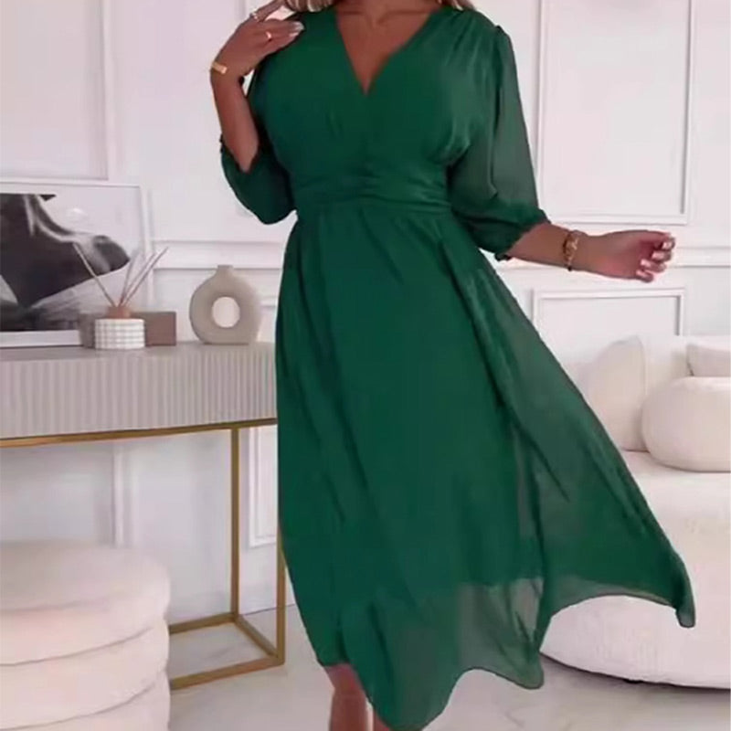Frieda | Elegantes Chiffonkleid mit tiefem V-Ausschnitt