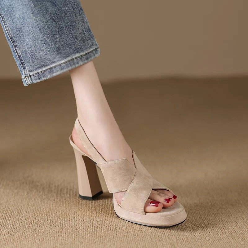 Caressa | Elegante Sandalen mit hohem Absatz und offenem Zehenbereich