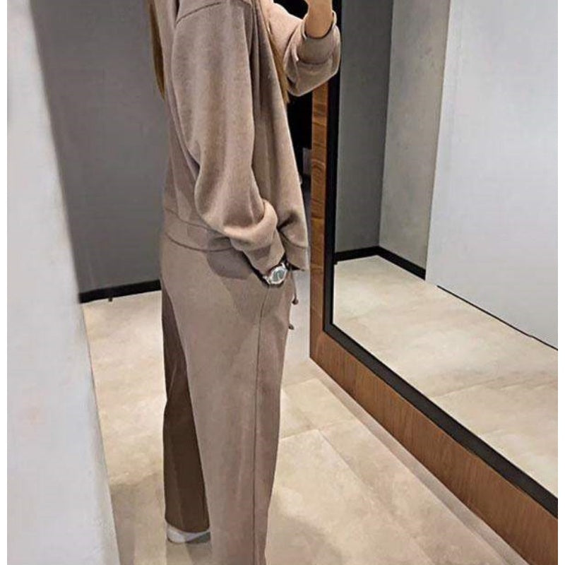 Yvone | Zweiteilig: Strickjacke mit Knopfleiste und passender Hose