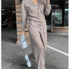 Yvone | Zweiteilig: Strickjacke mit Knopfleiste und passender Hose