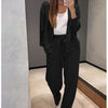 Yvone | Zweiteilig: Strickjacke mit Knopfleiste und passender Hose