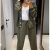 Yvone | Zweiteilig: Strickjacke mit Knopfleiste und passender Hose