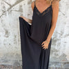 Maxene | Feminines Maxikleid mit Spaghettiträgern und zarter Spitze