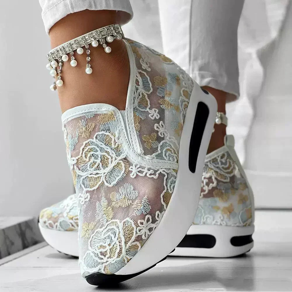 Dheri | Damen bestickte Spitze Mesh Sneakers