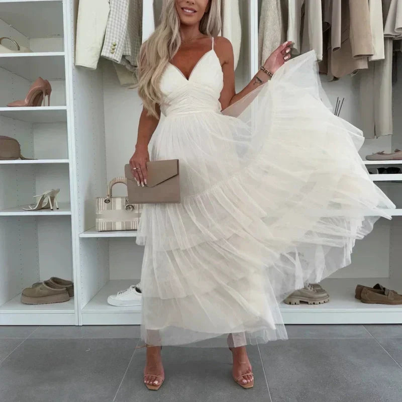 Kattie | Schickes Damen-Maxikleid aus Tüll mit Stufen und Spaghettiträgern