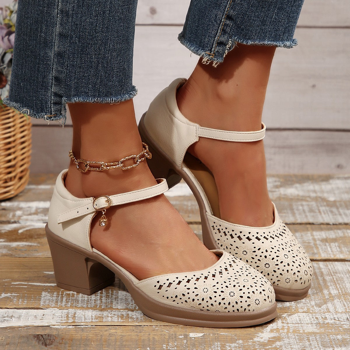 Cecilia | Stilvolle Retro-Sandalen aus Mesh für Frauen
