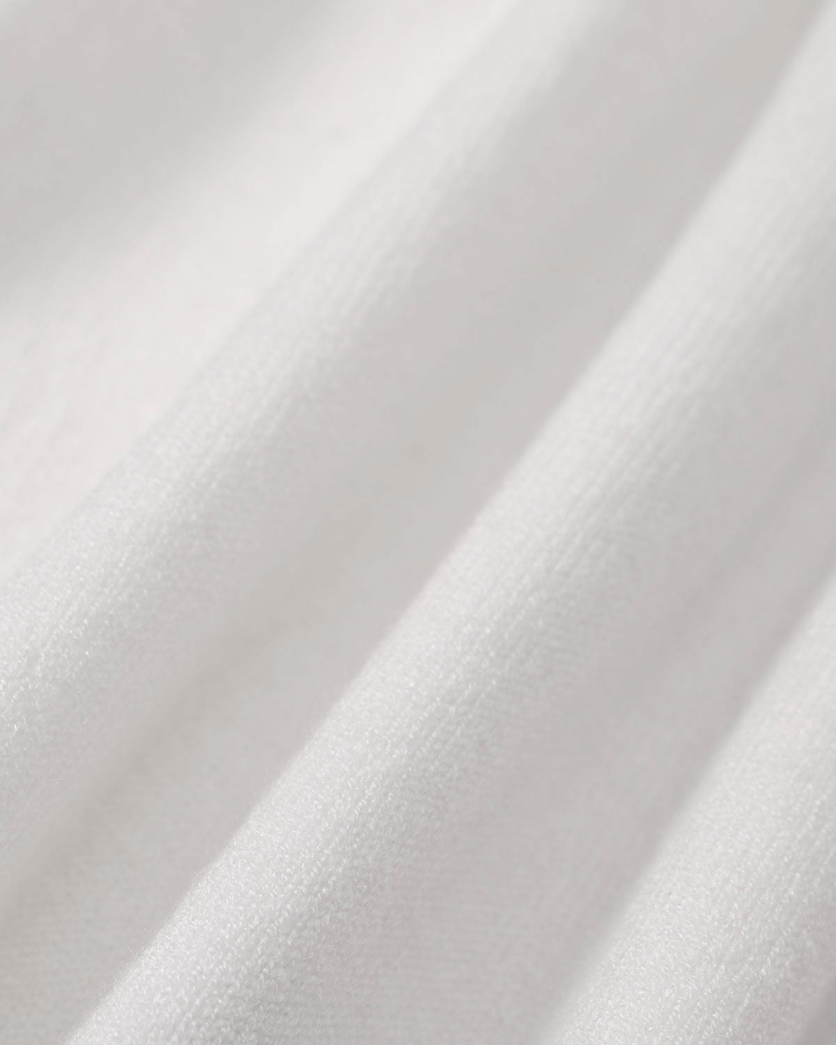 Celine | Weißes Strick-Midikleid mit Kontrast