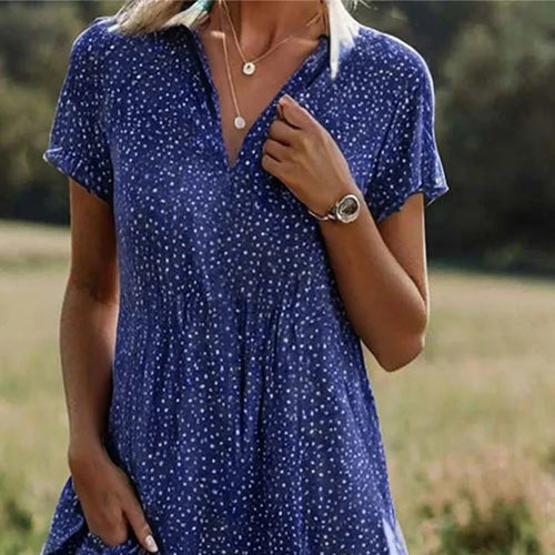Trinity | Bequemes Kurzarm-Midikleid in sanftem Blau